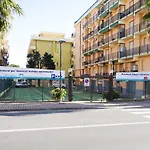 Ligure 4* פייטרה ליגורה