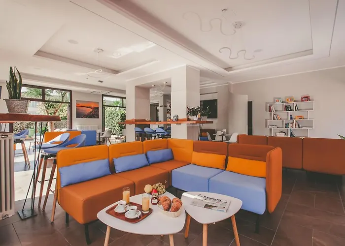 里贾瑞公寓式酒店 4*