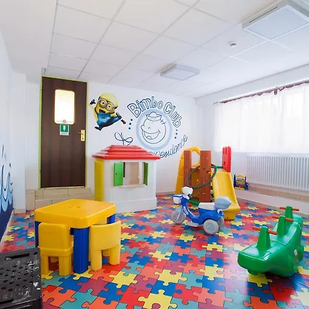 Apart Otel Ligure 4*