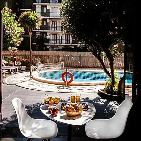 Ligure 4* Pietra Ligure